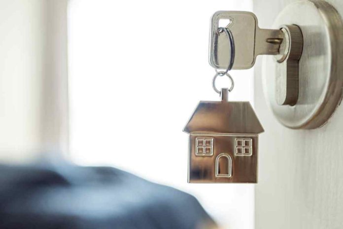 Renta Corta: Expertos explican por qué no se puede prohibir alquilar por día en edificios residenciales 