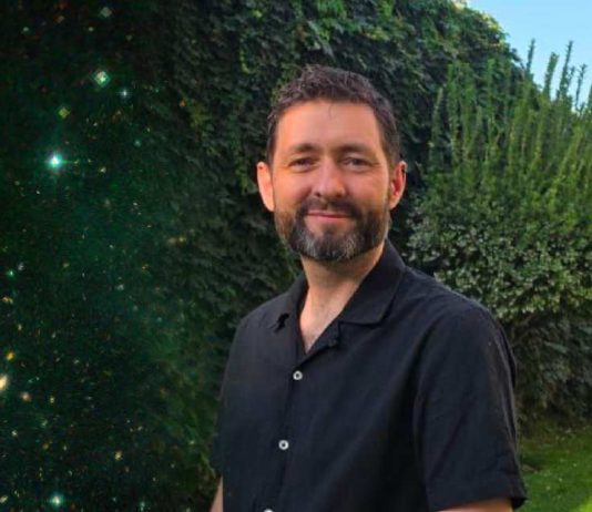 Académico USM presenta hallazgo astronómico en revista Nature