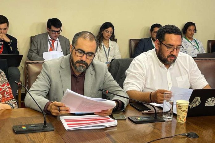 Avanza en el Congreso proyecto de ley que pone fin al CAE y crea un nuevo instrumento de financiamiento de Educación Superior (FES) Avanza en el Congreso proyecto de ley que pone fin al CAE y crea un nuevo instrumento de financiamiento de Educación Superior (FES)