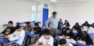 Entre el pupitre y la cámara: reflexiones sobre el caso del Centro Educativo Liceo de San Ramón