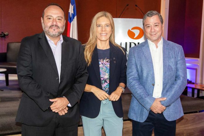 Escuela de Periodismo y Comunicaciones de UDLA inaugura sus actividades académicas analizando el futuro del periodismo y las comunicaciones