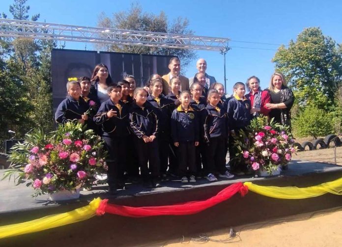 En la Escuela Chupallar de Tomé celebraron el Día de la Educación Rural En la Escuela Chupallar de Tomé celebraron el Día de la Educación Rural