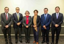 1era Cumbre Municipal de Economía Circular  Con un llamado a fortalecer el trabajo de los gobiernos locales en la gestión sustentable de los residuos se realizó en la RM la 1era Cumbre Municipal de Economía Circular