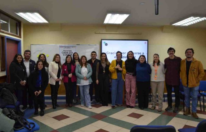 Combatir el ausentismo escolar en Chile Fundación Presente lanza plataforma educativa para combatir el ausentismo escolar en Chile