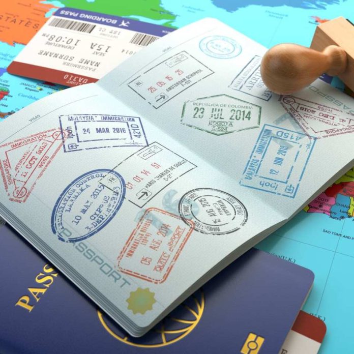 De qué se trata la “Tarjeta Dorada” que reemplazaría a la visa EB-5 en EE.UU. y qué otras alternativas hay para chilenos De qué se trata la “Tarjeta Dorada” que reemplazaría a la visa EB-5 en EE.UU. y qué otras alternativas hay para chilenos