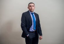 El silencio de la poesía El silencio de la poesía