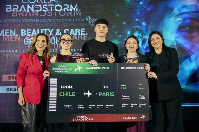 Equipo Capilab logra el primer lugar de la competencia de innovación Brandstorm 2025 Equipo Capilab logra el primer lugar de la competencia de innovación Brandstorm 2025