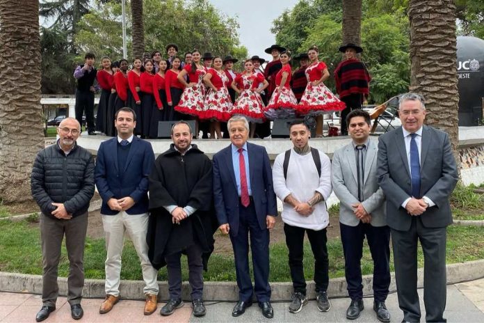 Estudiantes de Duoc UC culminan asesoría gratuita para declarar renta con actividad cultural y educativa Estudiantes de Duoc UC culminan asesoría gratuita para declarar renta con actividad cultural y educativa