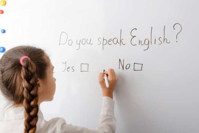 Más tiempo y mejores metodologías: lo que los padres Chilenos quieren para mejorar el inglés de sus hijos Más tiempo y mejores metodologías: lo que los padres Chilenos quieren para mejorar el inglés de sus hijos