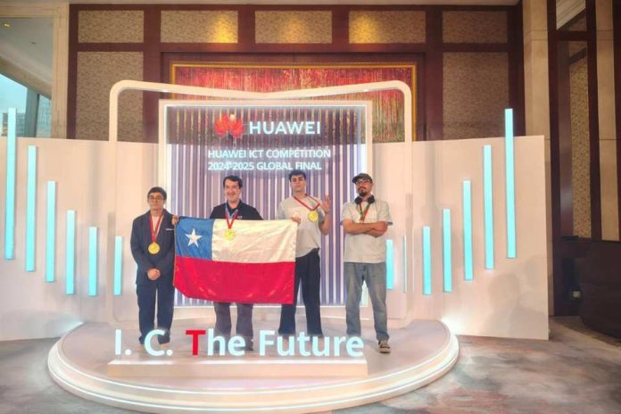 Orgullo nacional estudiantes chilenos logran segundo lugar en Competencia Internacional de Huawei en China Orgullo nacional: estudiantes chilenos logran segundo lugar en Competencia Internacional de Huawei en China