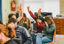 Proyecto Aprender: transformación de los colegios en espacios de aprendizaje profundo y experimentación creativa