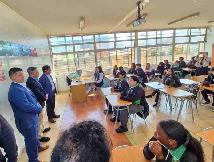 Semillero LomasLab, un modelo que une educación e industria para más oportunidades   Semillero LomasLab, un modelo que une educación e industria para más oportunidades