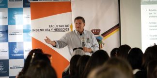 UDLA y Municipalidad de Villa Alemana lanzan programa de formación para mujeres emprendedoras