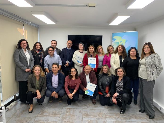 firma convenio 7 liceos angelini (1) Siete liceos de la RM se suman a la formación dual con apoyo de las fundaciones Chile Dual y Angelini