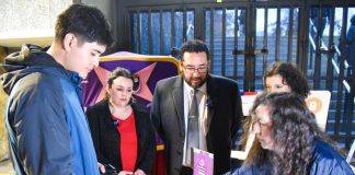 Autoridades de Educación y Transporte refuerzan llamado a revalidar la Tarjeta Nacional Estudiantil (TNE) Autoridades de Educación y Transporte refuerzan llamado a revalidar la Tarjeta Nacional Estudiantil (TNE)