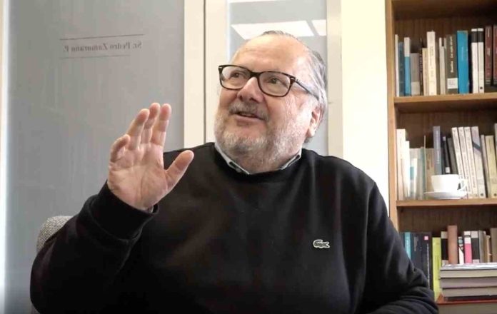 Académico de la UTalca fue elegido miembro de número de la Academia Chilena de la Historia