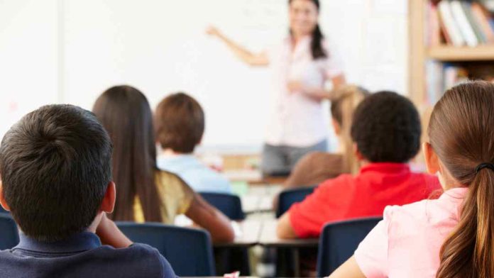 Apoderado al Día startup chilena que utiliza inteligencia artificial para automatizar el sistema escolar Apoderado al Día startup chilena que utiliza inteligencia artificial para automatizar el sistema escolar