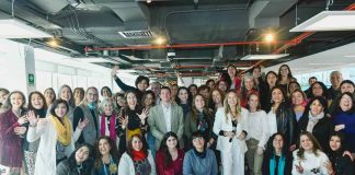CHILENAS SE GRADÚAN DE ESCUELA DE SOSTENIBILIDAD PIONERA EN CHILE Y LATINOAMÉRICA CHILENAS SE GRADÚAN DE ESCUELA DE SOSTENIBILIDAD PIONERA EN CHILE Y LATINOAMÉRICA