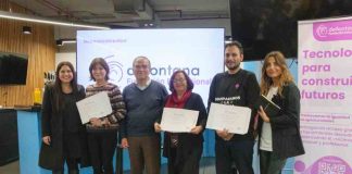 Académicos de ECAS y COMEDUC se certifican en herramientas tecnológicas avanzadas