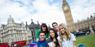 Chile en el mapa del inglés: desafíos y oportunidades para mejorar, cursos de inglés EF en el extranjero, EF Education First