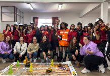 Con talleres de robótica, niñas de Antofagasta y Calama exploran el mundo STEM Con talleres de robótica, niñas de Antofagasta y Calama exploran el mundo STEM