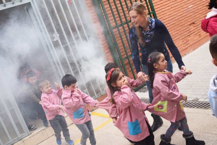 Con un clic startup chilena impulsa tecnología para enfrentar emergencias en colegios Con un clic: startup chilena impulsa tecnología para enfrentar emergencias en colegios