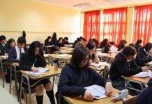 Desde la acumulación de conocimientos hasta medir las competencias Desde la acumulación de conocimientos hasta medir las competencias