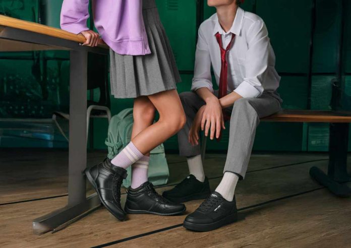 El “estirón” escolar de mitad de año: cómo renovar y reciclar el calzado