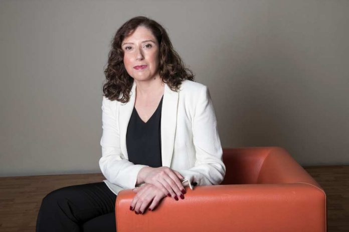 Estudio de investigadora UDLA analizó la relación entre migración, pobreza, segregación y trata de niñas en Chile