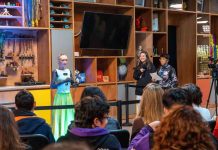 RIA, la robot humanoide empática, protagoniza jornada de innovación en la Fundación Mustakis