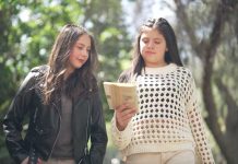 Recomienda tu lectura favorita en un video y participa en Yo Te Cuento, concurso de Fundación Ibáñez Atkinson dirigido a estudiantes de 7° y 8° básico Recomienda tu lectura favorita en un video y participa en Yo Te Cuento, concurso de Fundación Ibáñez Atkinson dirigido a estudiantes de 7° y 8° básico