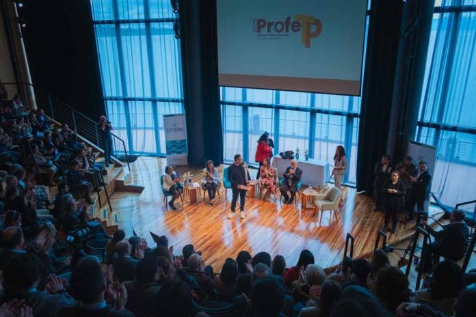 Reconocimiento Profe TP destaca el compromiso docente que transforma vidas y abre oportunidades a jóvenes estudiantes técnico-profesionales Reconocimiento Profe TP destaca el compromiso docente que transforma vidas y abre oportunidades a jóvenes estudiantes técnico-profesionales
