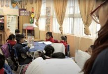 Rezago lector en Chile: uno de cada dos estudiantes de 4° básico no comprende lo que lee Rezago lector en Chile: uno de cada dos estudiantes de 4° básico no comprende lo que lee