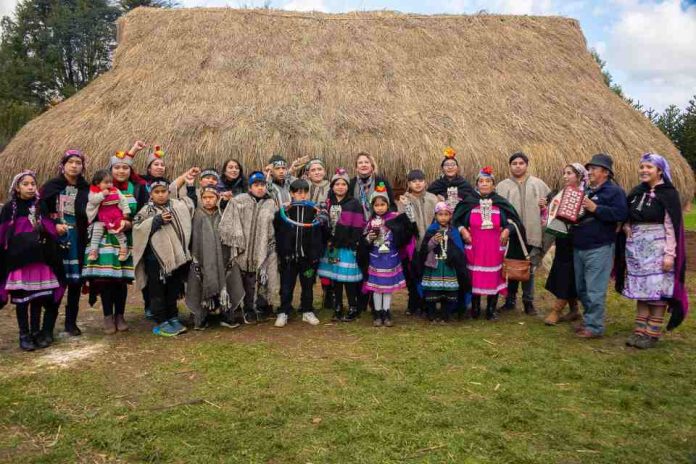 La UCT inaugura ruka mapuche reconstruida en un proceso basado en saberes y tradiciones Mapuche