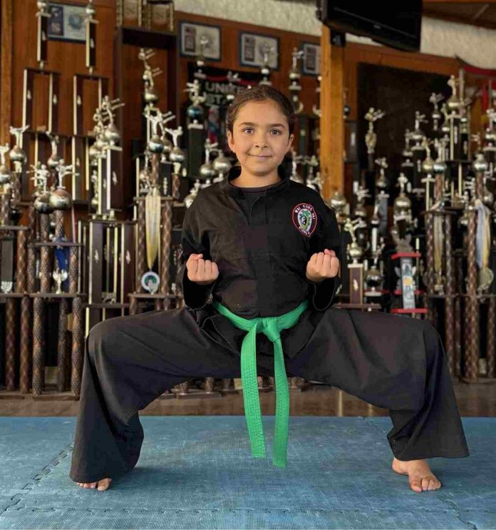 Ella es Camila, la niña de 10 años que representará a Chile en mundial de artes marciales Ella es Camila, la niña de 10 años que representará a Chile en mundial de artes marciales