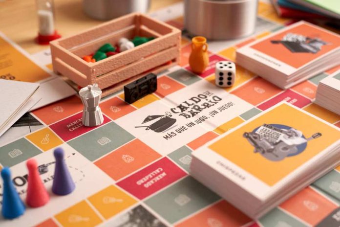 Experiencias lúdicas y colaborativas juegos de mesa invitan a conocer los barrios de Santiago Experiencias lúdicas y colaborativas: juegos de mesa invitan a conocer los barrios de Santiago