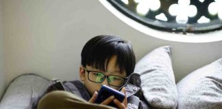 Inteligencia Artificial, memes virales y juegos: lo más buscado por los niños en internet