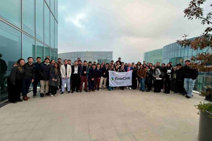 Lanzan iniciativa para acercar la industria fintech a universitarios de distintas regiones del país Lanzan iniciativa para acercar la industria fintech a universitarios de distintas regiones del país