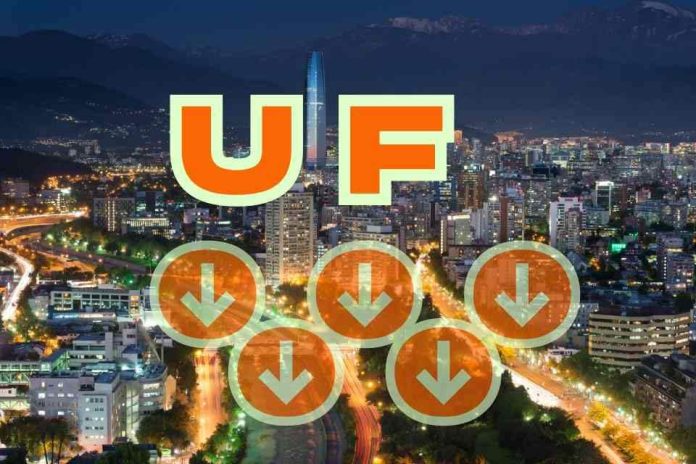 Los servicios y pagos mensuales que bajarán de precio ante sorpresiva caída de la UF Los servicios y pagos mensuales que bajarán de precio ante sorpresiva caída de la UF
