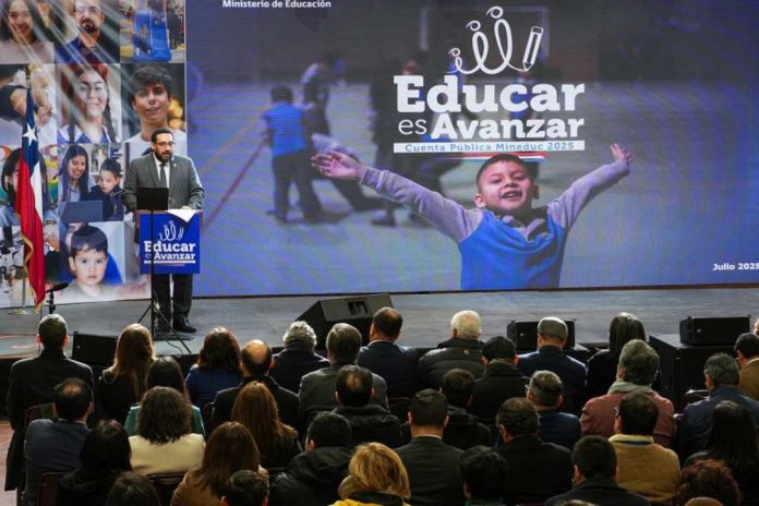 Ministro Cataldo presenta la Cuenta Pública 2025 del Mineduc “Educar es avanzar y debemos estar orgullosos de que nuestro sistema educativo esté avanzando” Ministro Cataldo presenta la Cuenta Pública 2025 del Mineduc: “Educar es avanzar y debemos estar orgullosos de que nuestro sistema educativo esté avanzando”