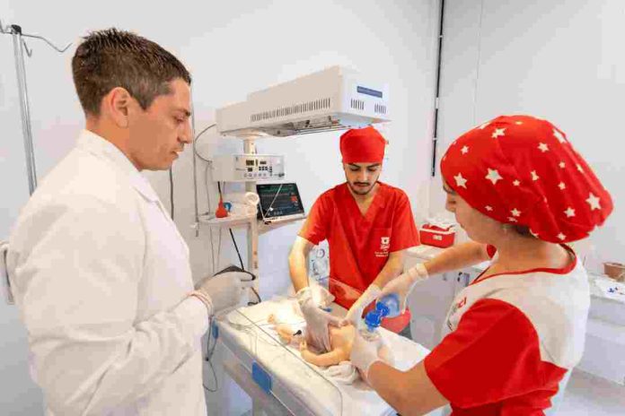 Obstetricia y Puericultura de la UTalca logró certificación de 6 años