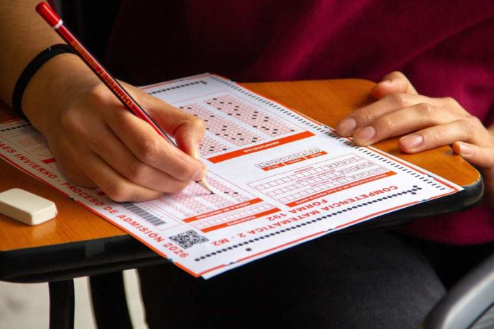 PAES de Invierno 2025 9 de cada 10 postulantes subió su puntaje en al menos una prueba