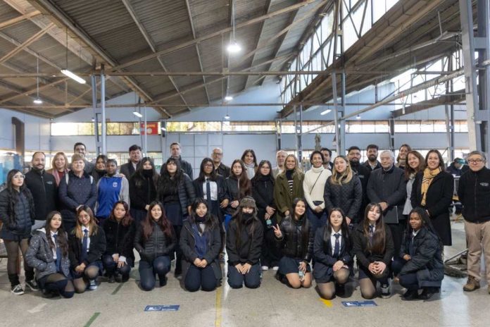 SOFOFA lanza segunda versión de su programa de mentorías para impulsar la Educación Técnico-Profesional y la empleabilidad juvenil de las mujeres