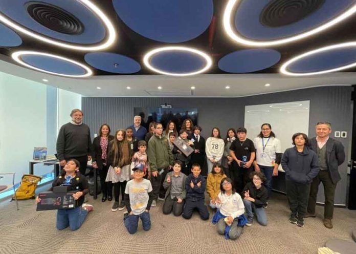 Jóvenes talentos desarrollaron videojuegos con impacto social en final de las Olimpiadas de Tecnología 2025 Jóvenes talentos desarrollaron videojuegos con impacto social en final de las Olimpiadas de Tecnología 2025