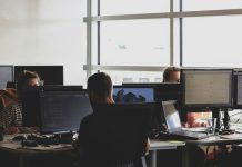 ¿Full Stack, Front End y Back End? Cazatalentos TI explica qué hacen y cuánto ganan estos desarrolladores ¿Full Stack, Front End y Back End? Cazatalentos TI explica qué hacen y cuánto ganan estos desarrolladores