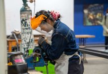 AHK Chile impulsa un modelo de formación técnica que conecta a jóvenes con el trabajo y la transición energética AHK Chile impulsa un modelo de formación técnica que conecta a jóvenes con el trabajo y la transición energética