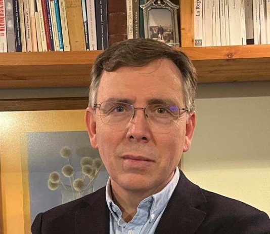 ASEDUCH llama a rechazar proyecto que rebaja exigencias de ingreso a Pedagogía ASEDUCH llama a rechazar proyecto que rebaja exigencias de ingreso a Pedagogía