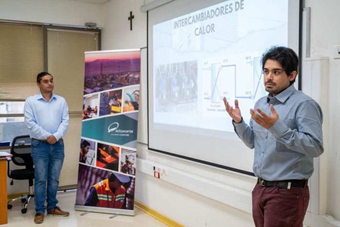 Altonorte aporta a la formación de más de 150 futuros profesionales de la industria Altonorte aporta a la formación de más de 150 futuros profesionales de la industria
