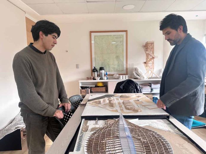 Arena Confluente: Alumni UCT triunfa en certamen nacional con innovador proyecto arquitectónico Arena Confluente: Alumni UCT triunfa en certamen nacional con innovador proyecto arquitectónico