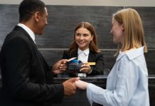 Mundial Sub 20 en Chile: el inglés como la jugada clave para emprendedores y negocios locales